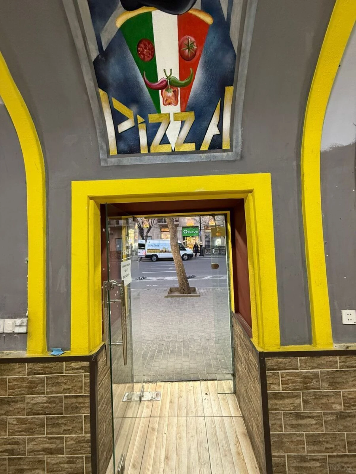 Kirayə verilir obyekt 120 m²