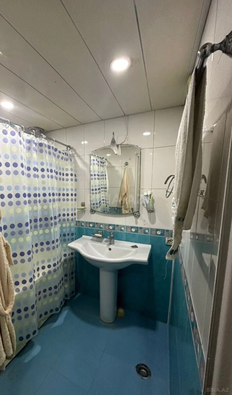 Satılır 4 otaqlı mənzil 100 m²