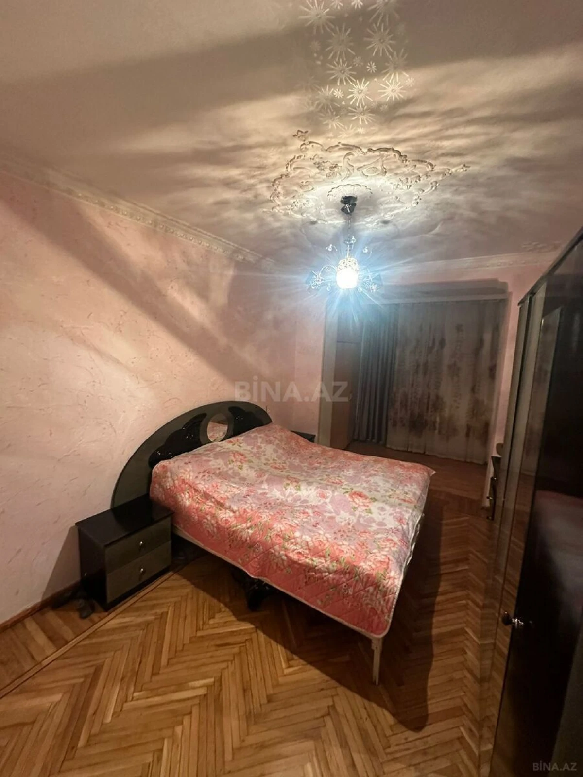 Satılır 4 otaqlı mənzil 100 m²