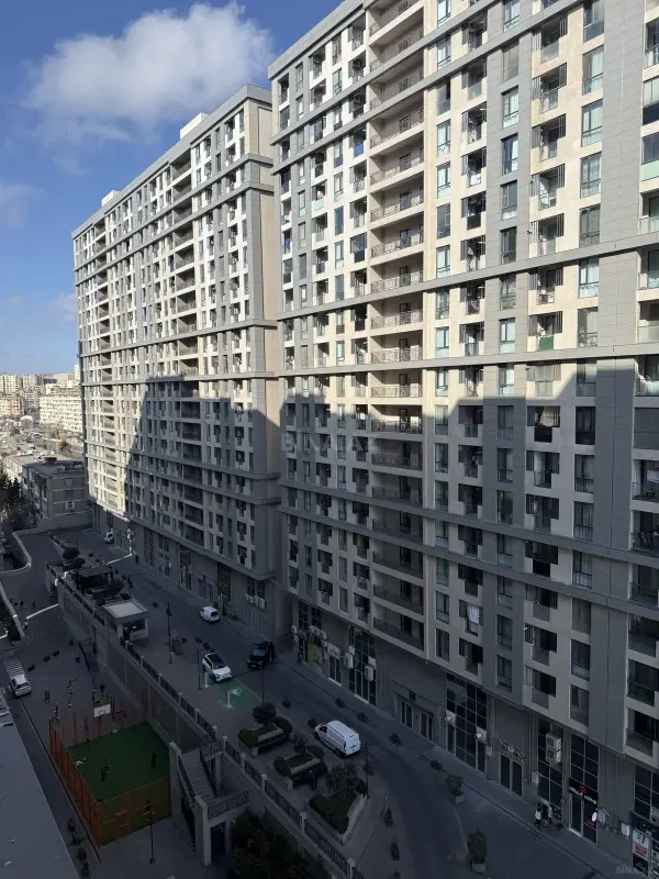 Satılır 3 otaqlı mənzil 150 m²