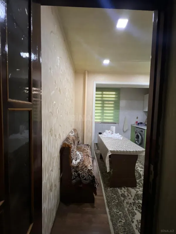 Satılır 5 otaqlı mənzil 130 m²