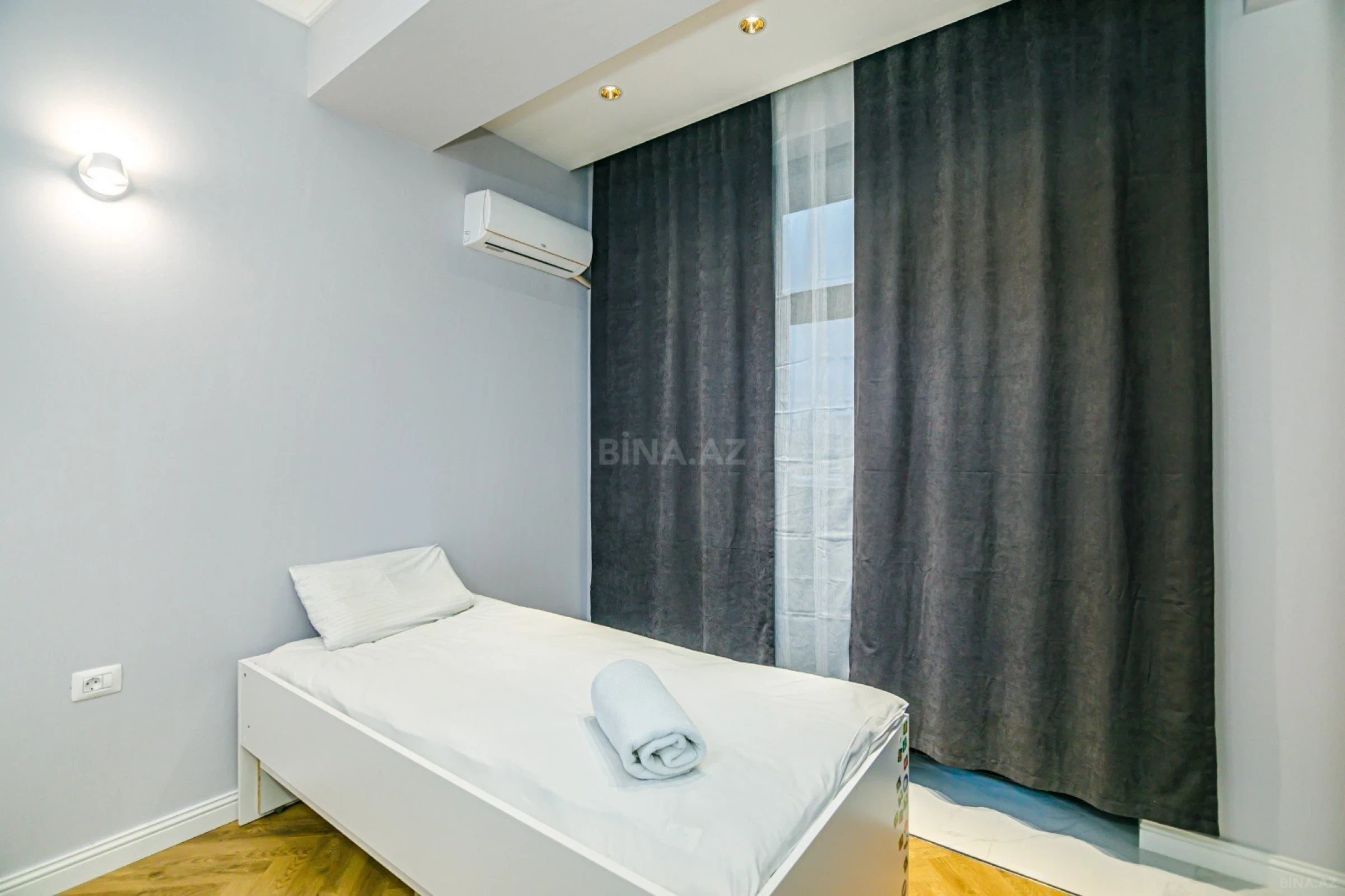 Kirayə verilir 3 otaqlı mənzil 150 m²