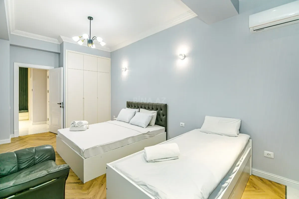 Kirayə verilir 3 otaqlı mənzil 150 m²