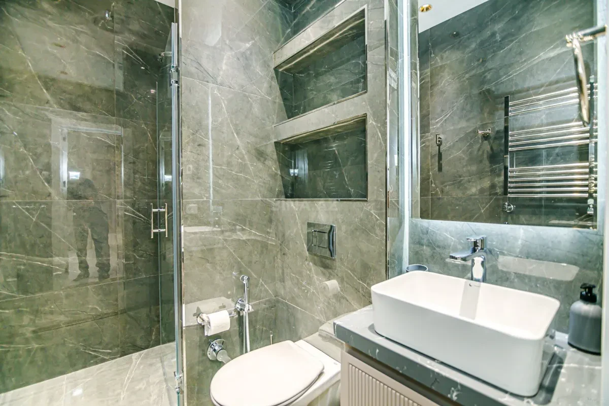 Kirayə verilir 3 otaqlı mənzil 150 m²