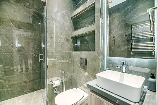 Kirayə verilir 3 otaqlı mənzil 150 m²