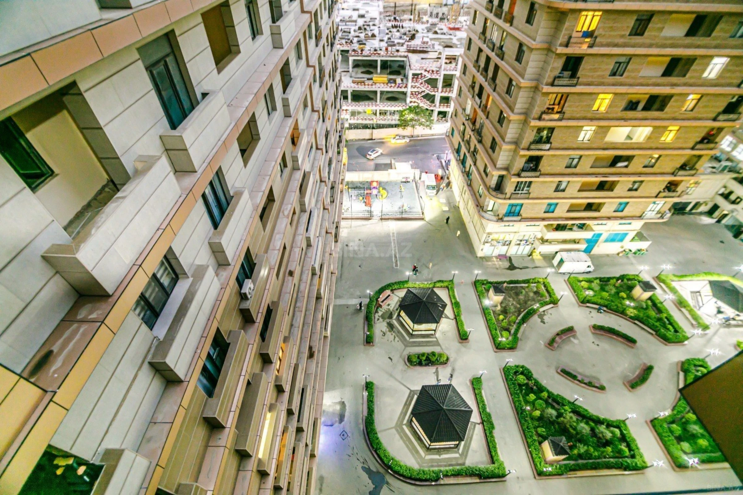 Kirayə verilir 3 otaqlı mənzil 150 m²
