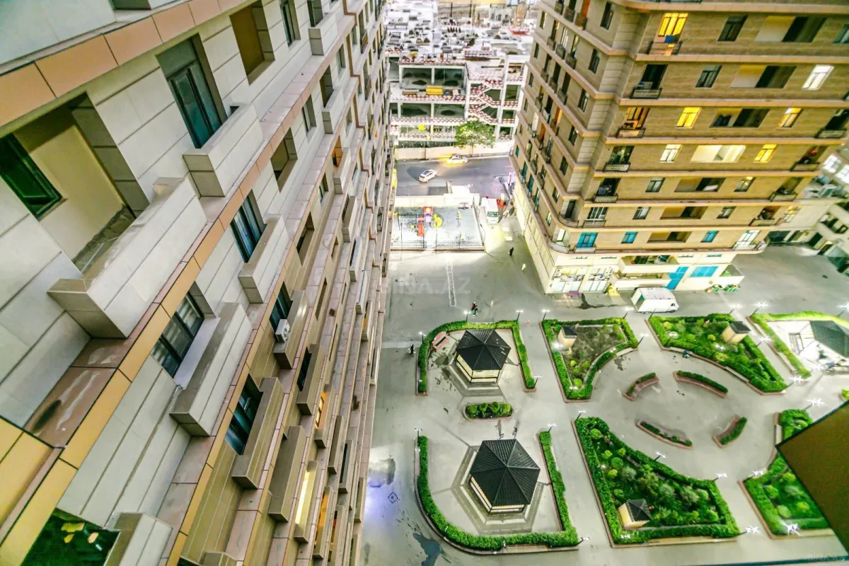 Kirayə verilir 3 otaqlı mənzil 150 m²