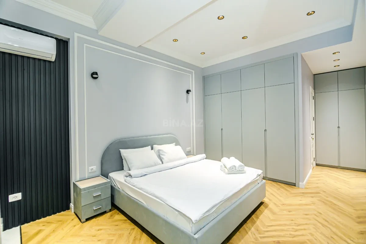 Kirayə verilir 3 otaqlı mənzil 150 m²