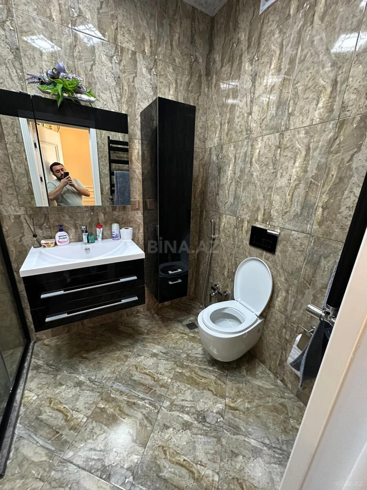 Kirayə verilir 2 otaqlı mənzil 64.1 m²