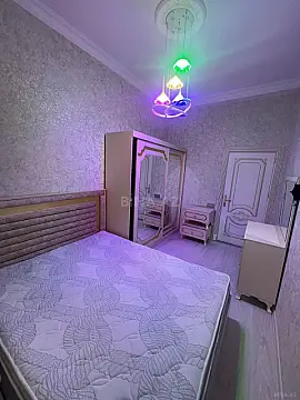 Kirayə verilir 2 otaqlı mənzil 50 m²