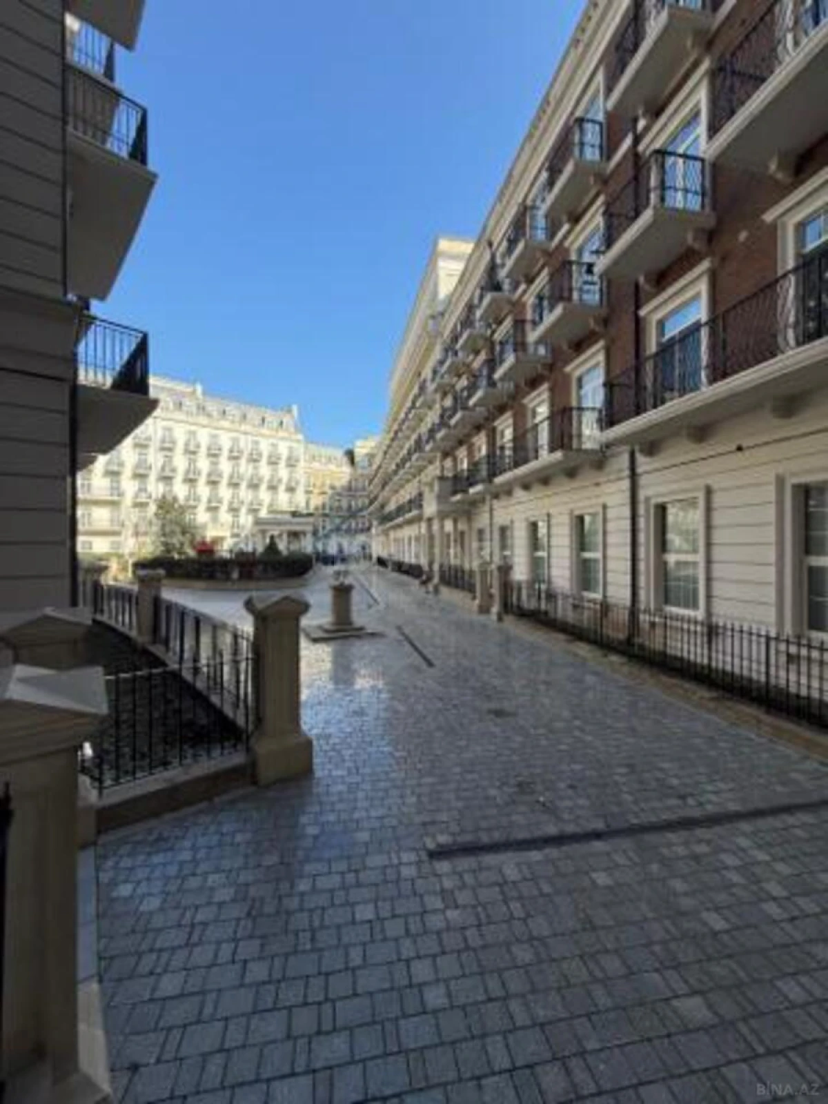 Satılır 1 otaqlı mənzil 59 m²