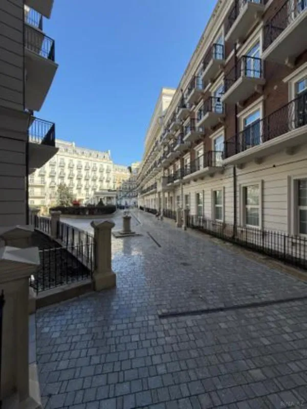 Satılır 1 otaqlı mənzil 59 m²