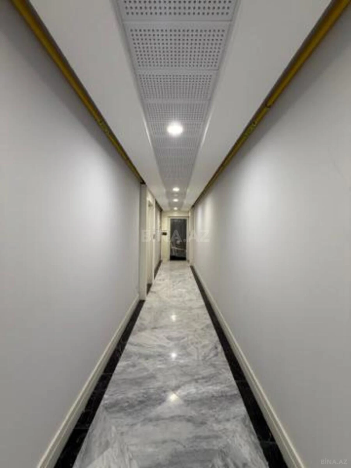 Satılır 1 otaqlı mənzil 59 m²