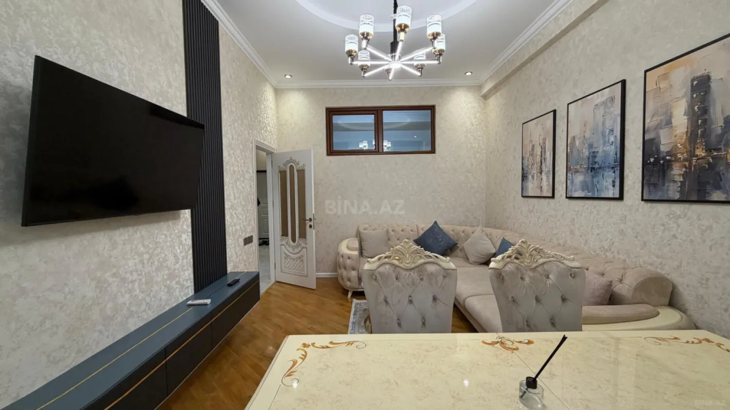 Kirayə verilir 2 otaqlı mənzil 60 m²