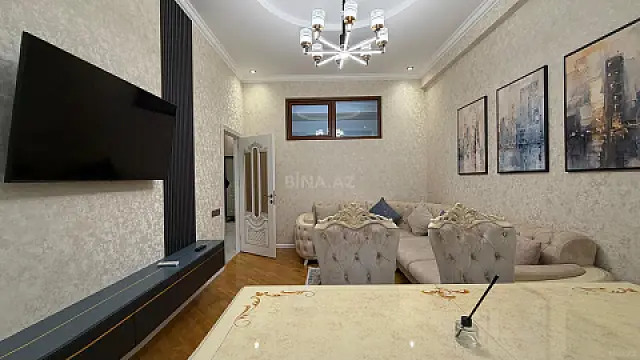 Kirayə verilir 2 otaqlı mənzil 60 m²
