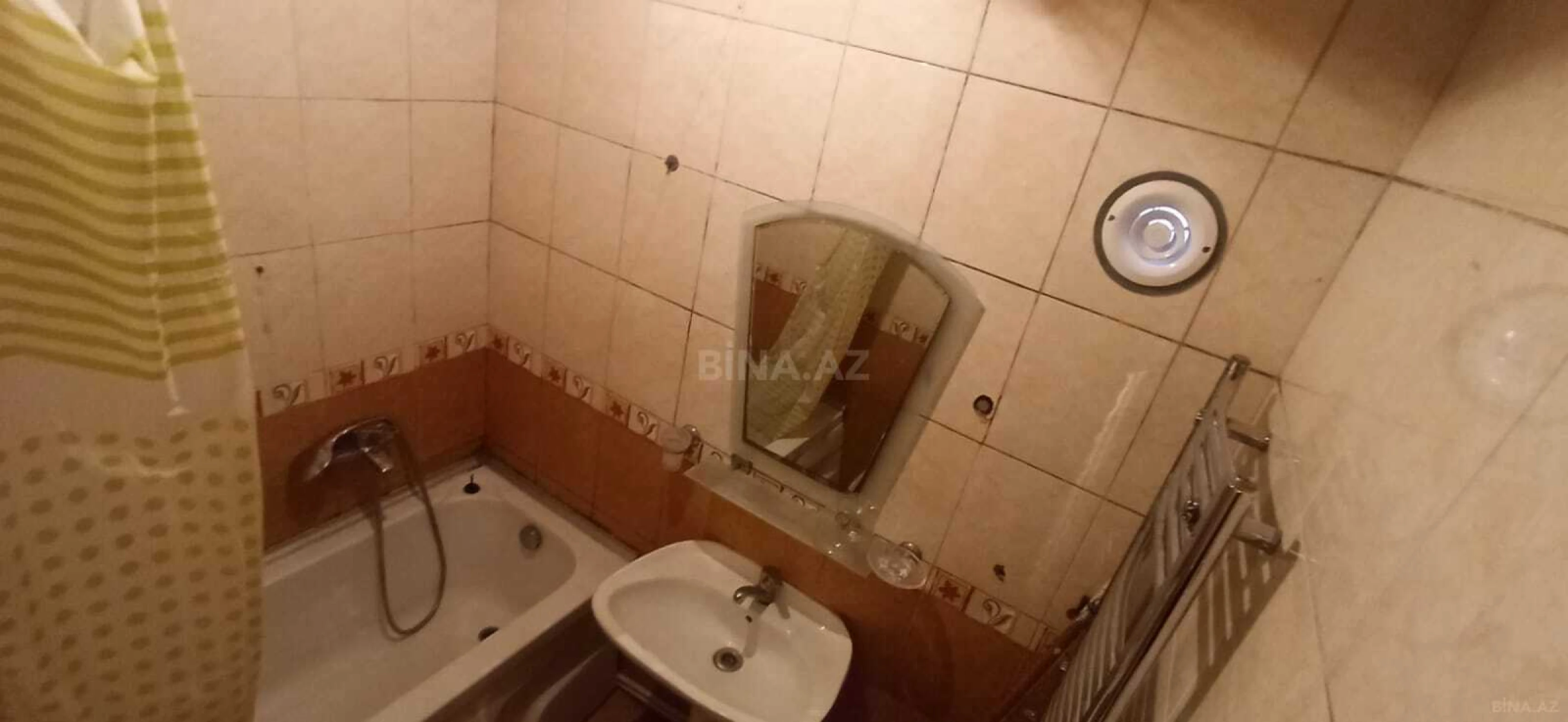 Satılır 3 otaqlı mənzil 65 m²
