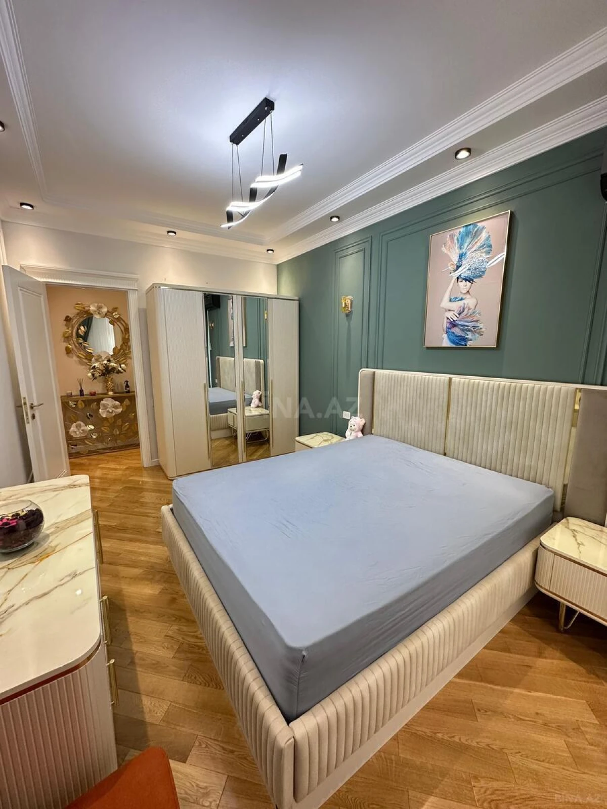 Kirayə verilir 3 otaqlı mənzil 145 m²