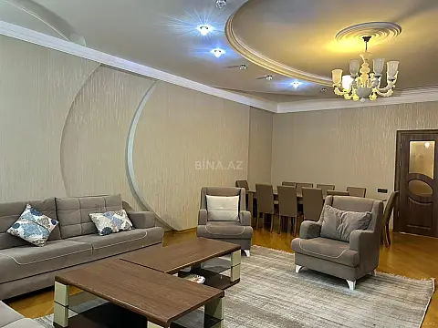 Kirayə verilir 4 otaqlı mənzil 220 m²