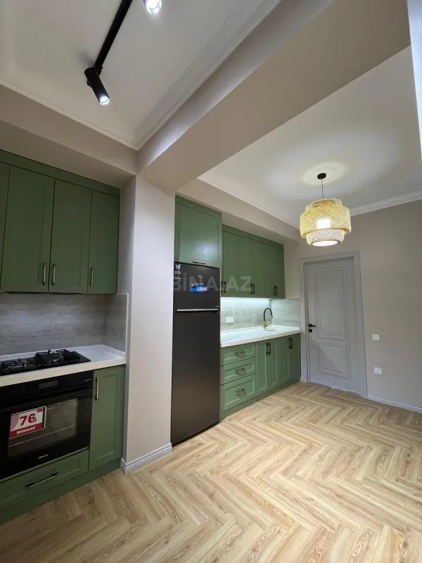 Satılır 2 otaqlı mənzil 77 m²