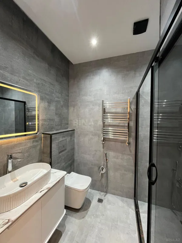 Satılır 2 otaqlı mənzil 77 m²