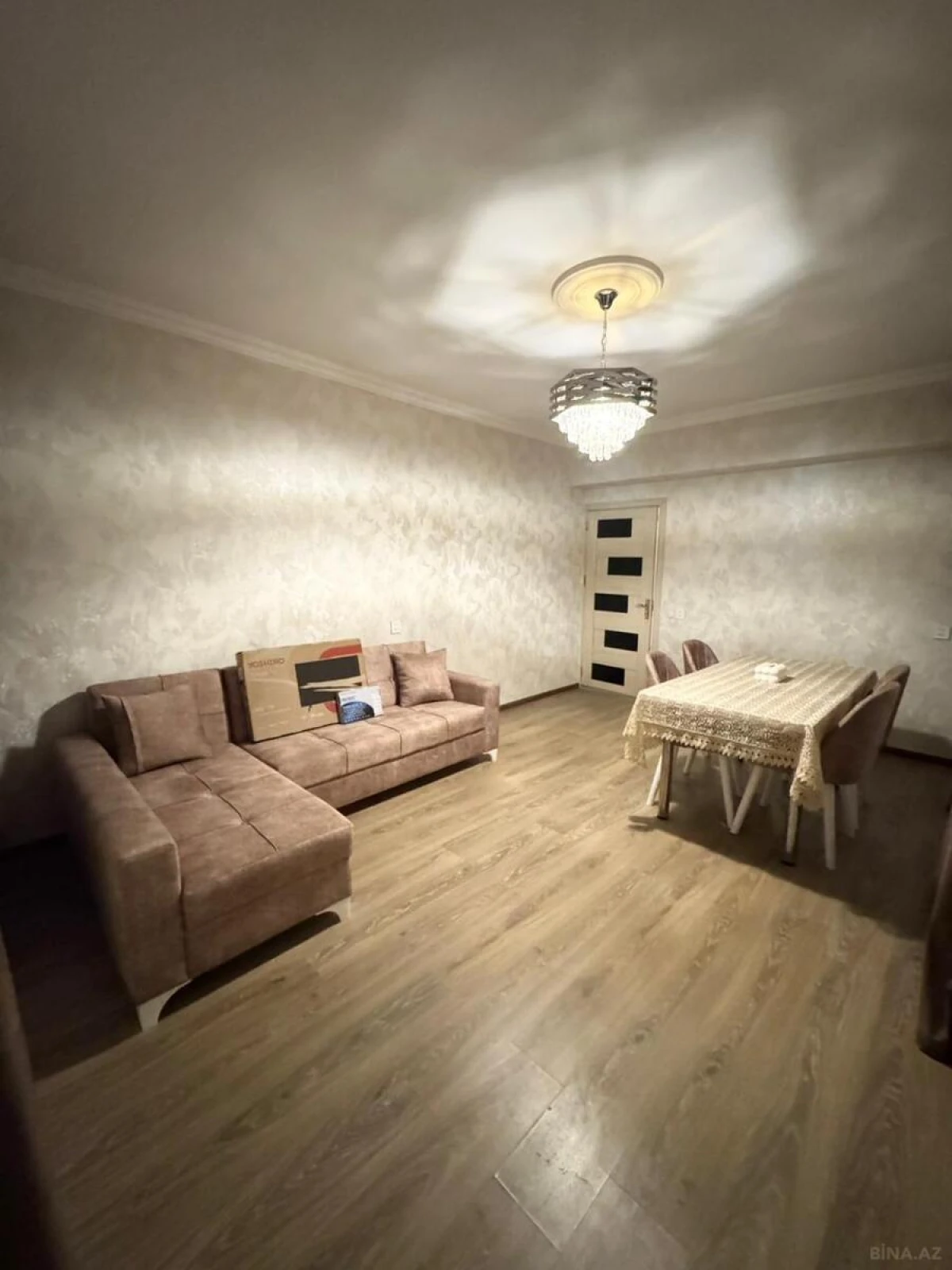Satılır 2 otaqlı mənzil 60 m²
