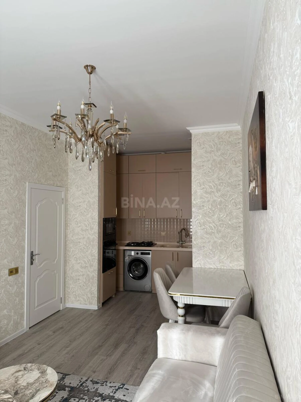 Kirayə verilir 2 otaqlı mənzil 60 m²