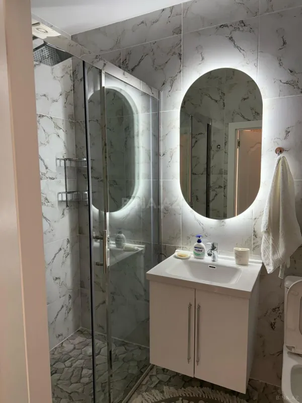 Kirayə verilir 2 otaqlı mənzil 60 m²