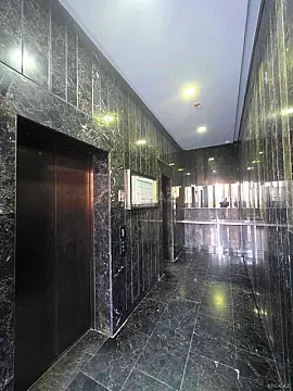 Satılır 3 otaqlı mənzil 135 m²