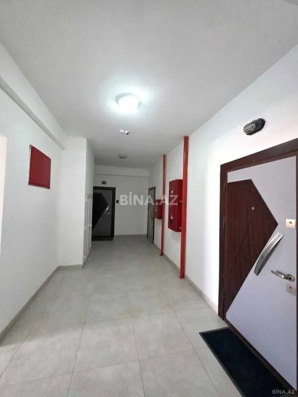 Satılır 3 otaqlı mənzil 135 m²