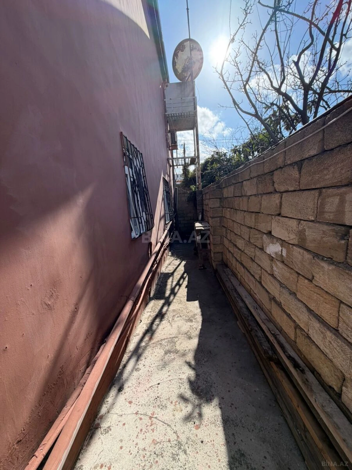 Satılır 7 otaqlı həyət evi 340 m²