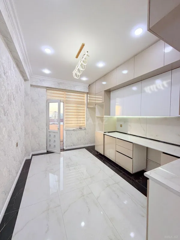 Satılır 2 otaqlı mənzil 66 m²