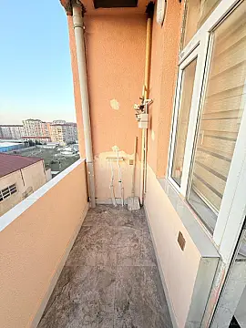 Satılır 2 otaqlı mənzil 66 m²