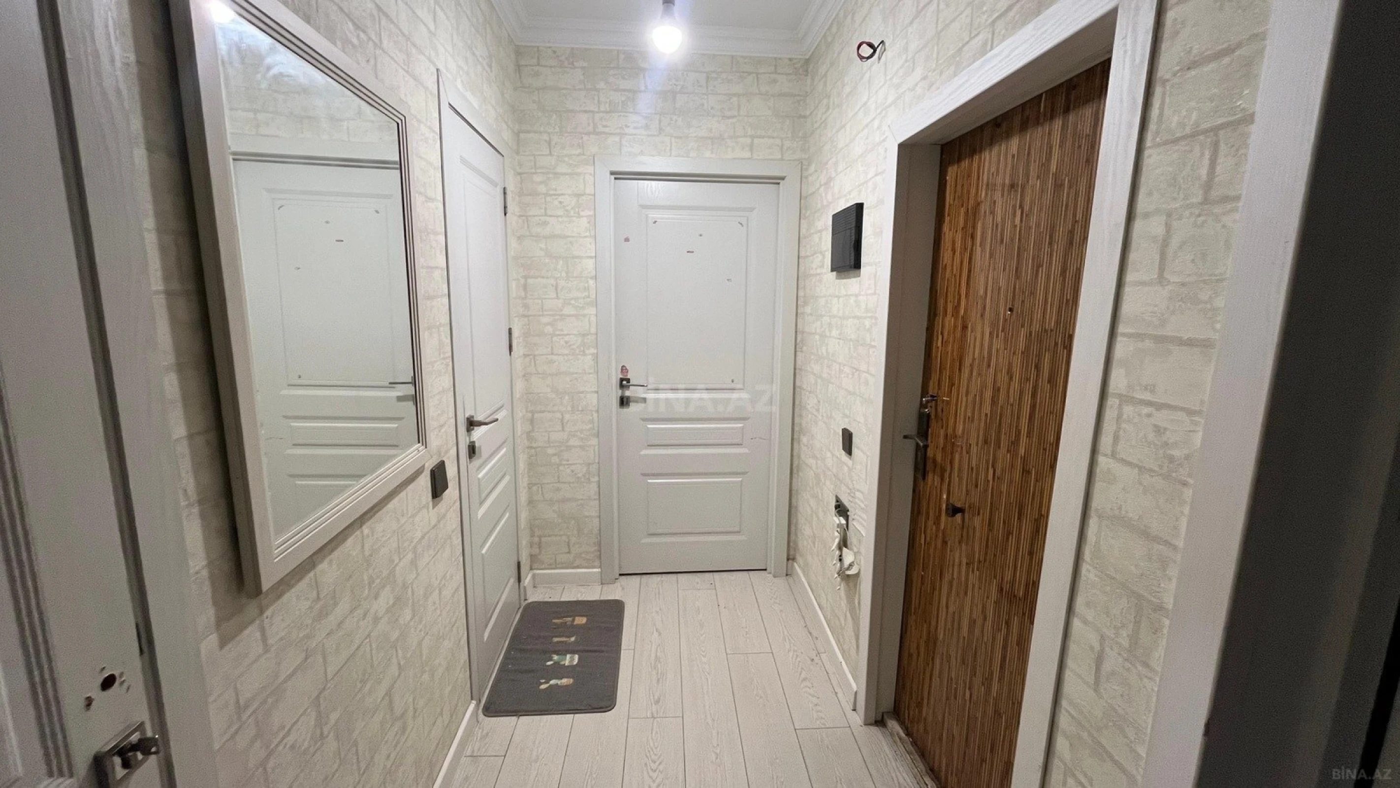 Satılır 3 otaqlı mənzil 63 m²