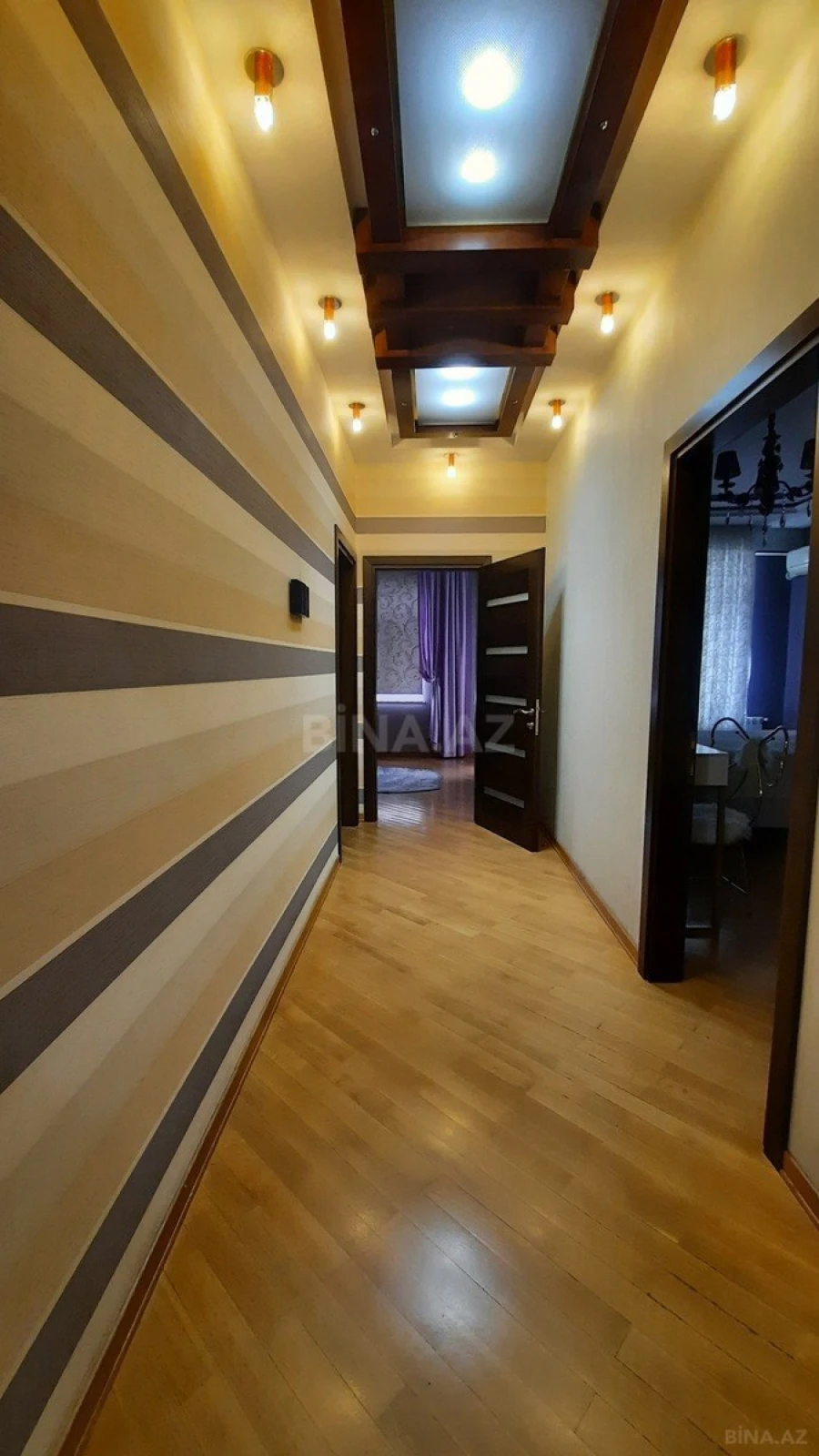 Satılır 4 otaqlı mənzil 178 m²