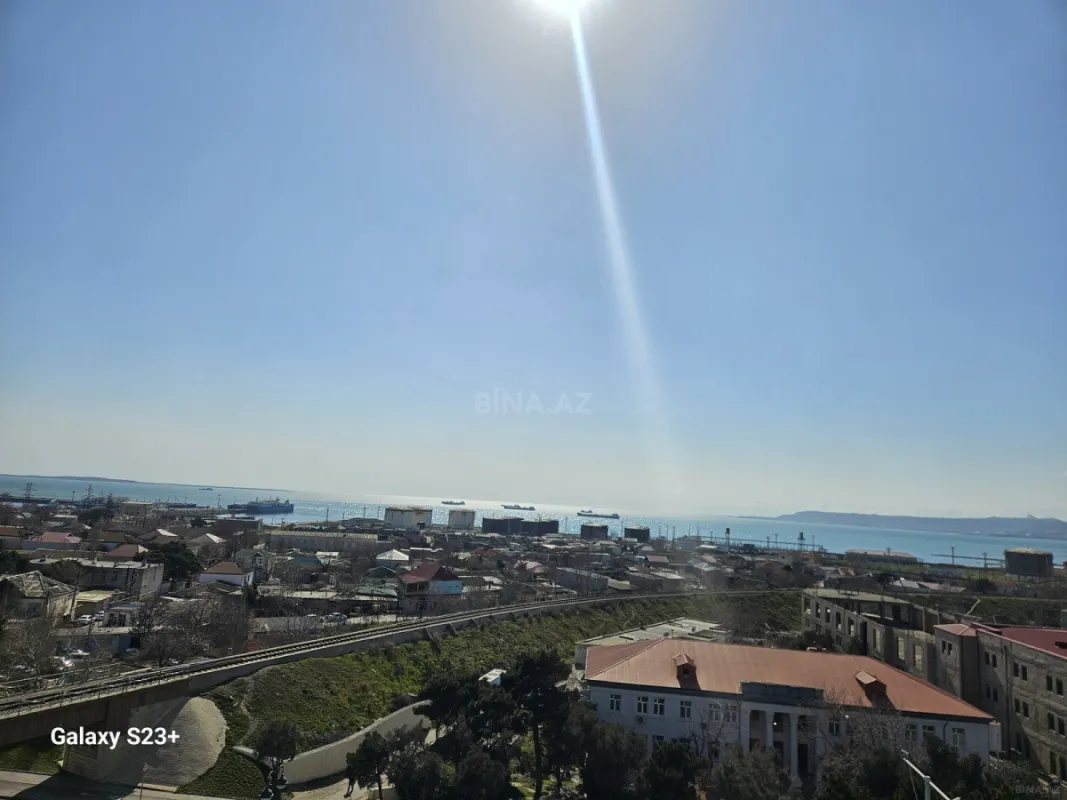 Satılır 2 otaqlı mənzil 88 m²