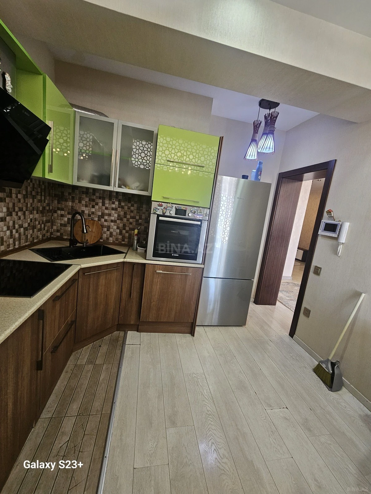 Satılır 2 otaqlı mənzil 88 m²