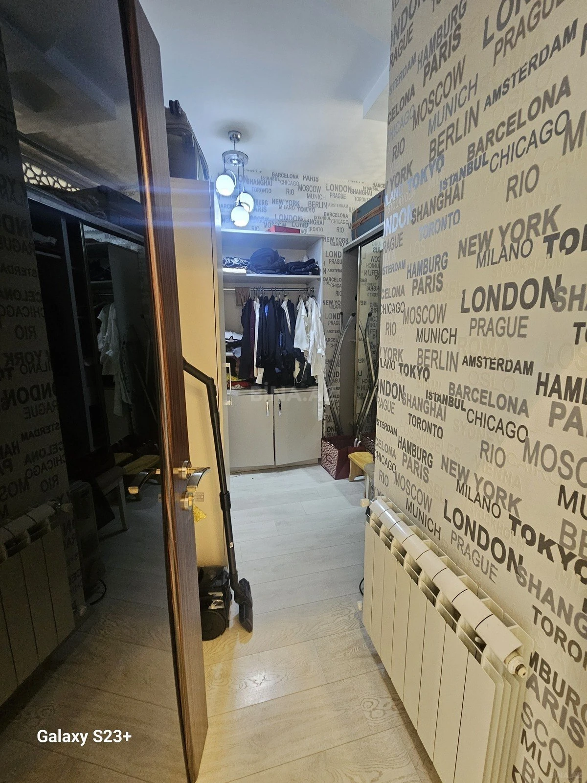 Satılır 2 otaqlı mənzil 88 m²