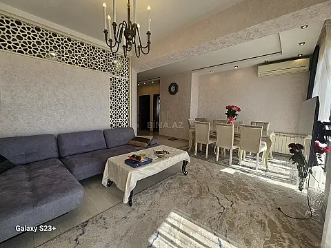 Satılır 2 otaqlı mənzil 88 m²