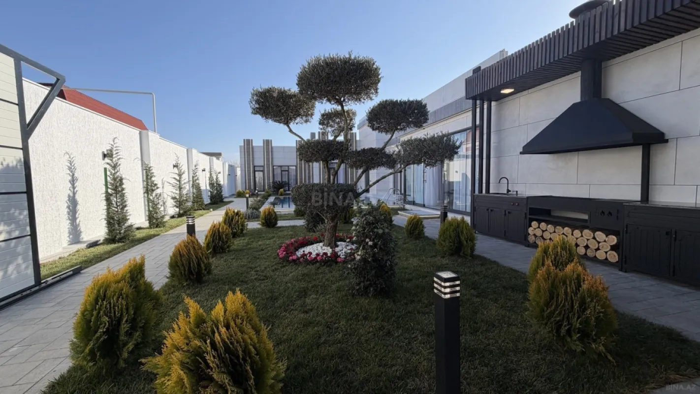 Satılır 5 otaqlı həyət evi 250 m²