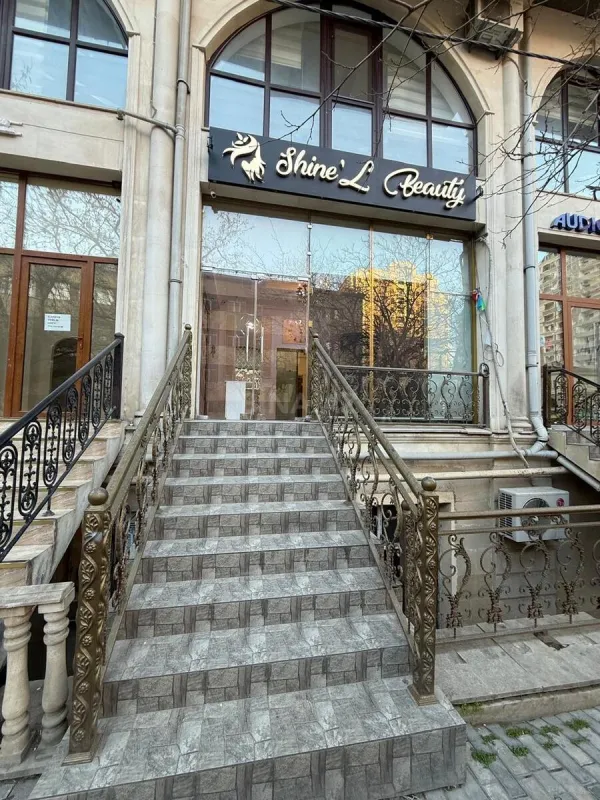 Kirayə verilir obyekt 85 m²