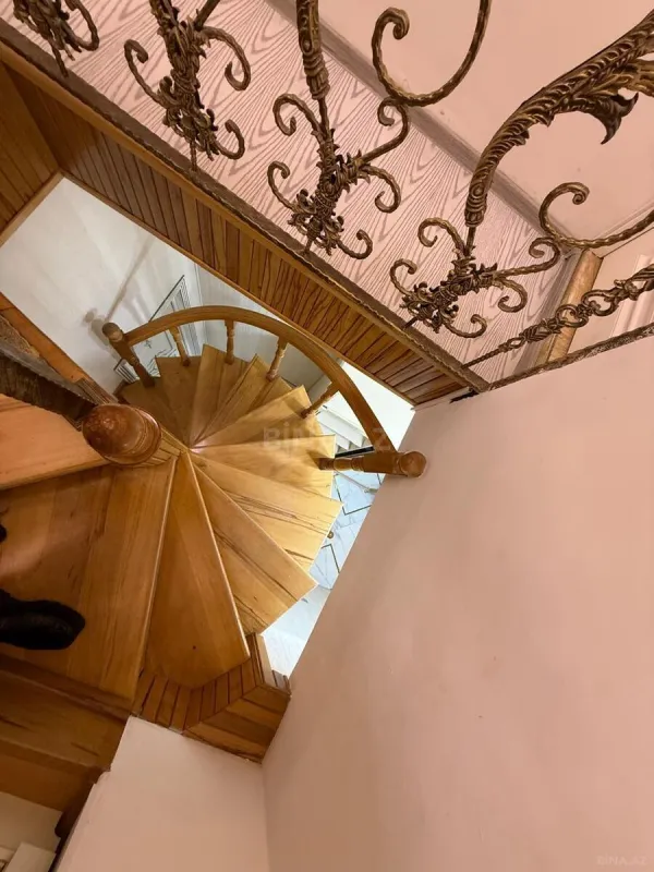 Kirayə verilir obyekt 85 m²