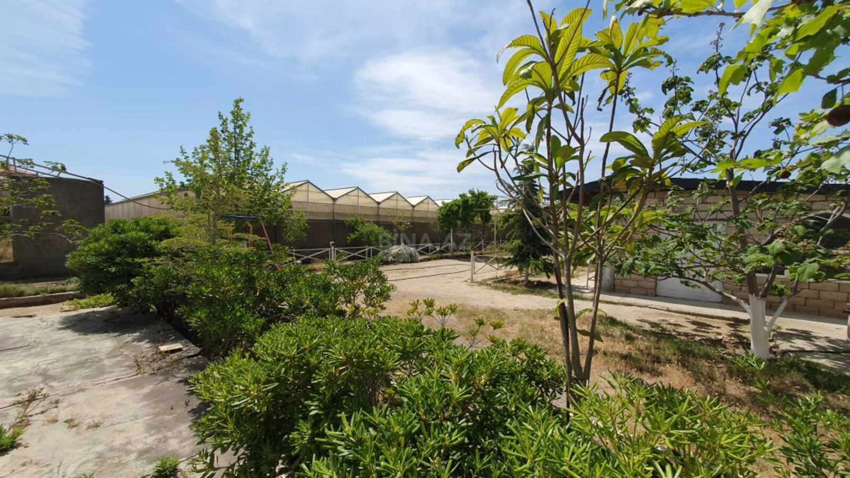 Satılır obyekt 1500 m²