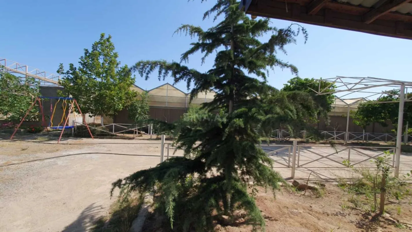 Satılır obyekt 1500 m²