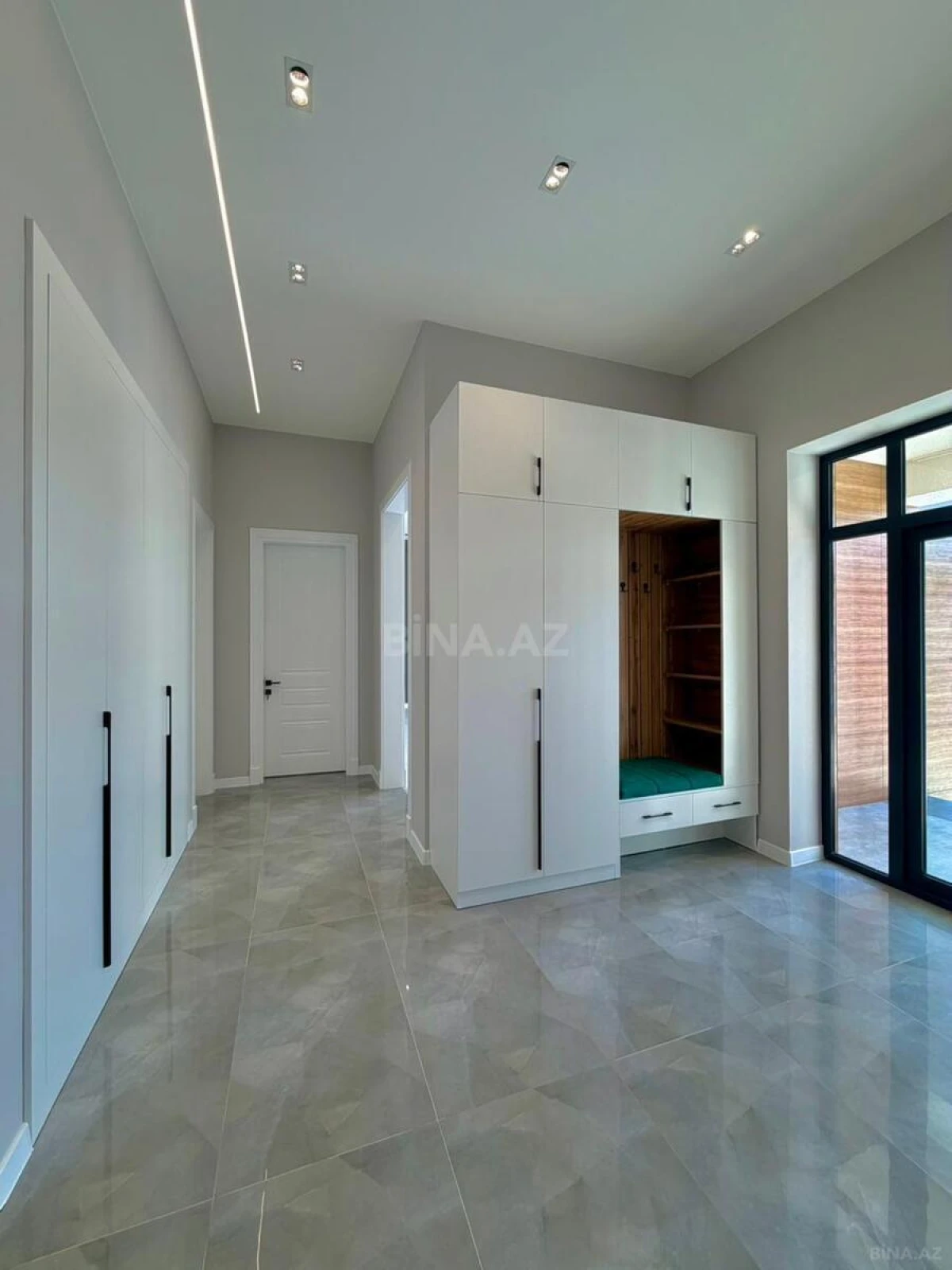 Satılır 4 otaqlı həyət evi 170 m²