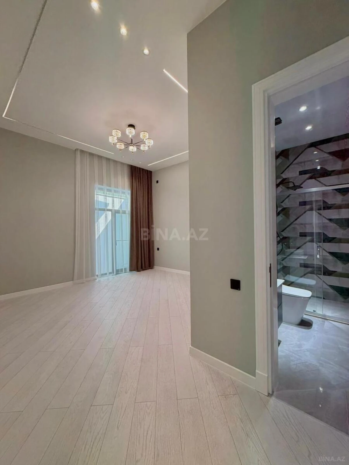 Satılır 4 otaqlı həyət evi 170 m²