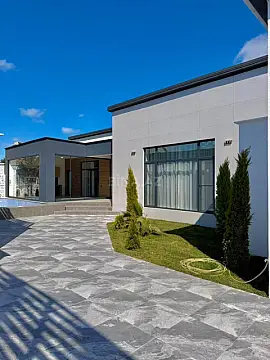 Satılır 4 otaqlı həyət evi 170 m²
