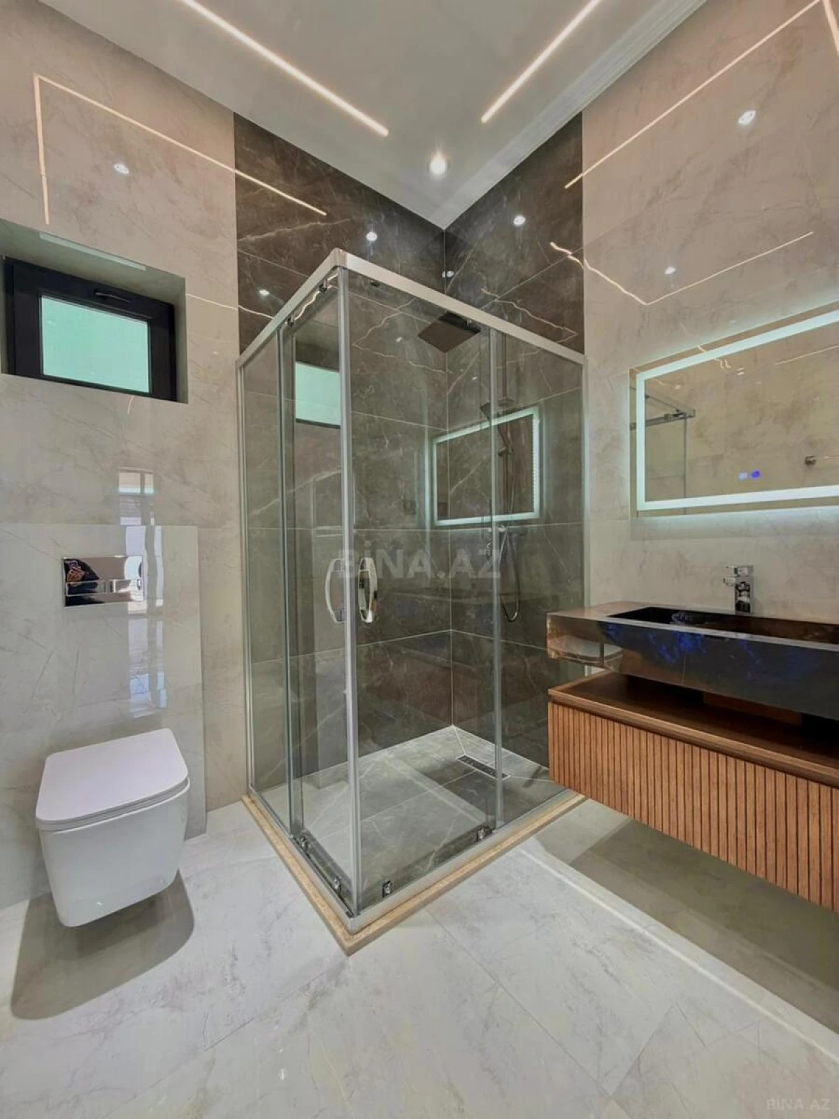 Satılır 4 otaqlı həyət evi 170 m²