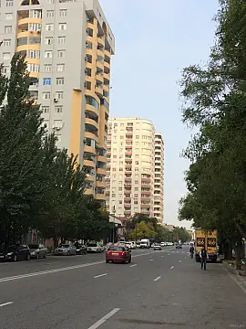 Satılır 4 otaqlı mənzil 250 m² — Bakı 4 otaq 250.00 m²