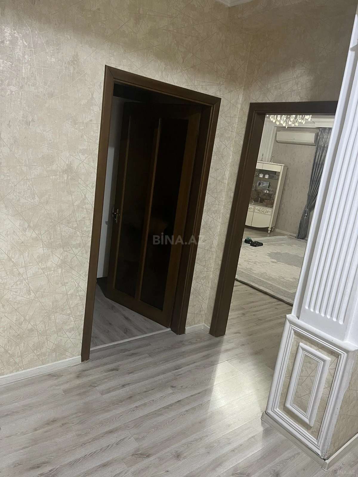 Satılır 2 otaqlı mənzil 94 m²