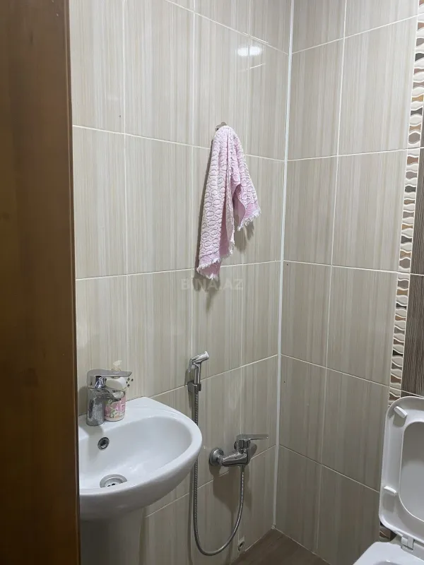 Satılır 2 otaqlı mənzil 94 m²